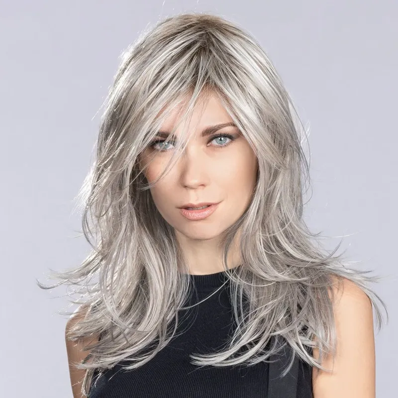 En Vogue Ellen Wille – Metallic blonde ROOTED – vue portée