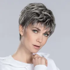 Perruque femme Yoko - Pixie coiffable au fer, 13 teintes