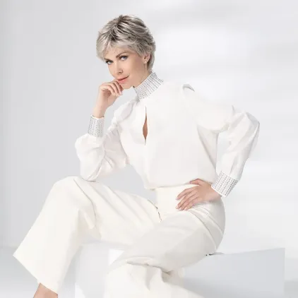 Perruque femme Posh - Coupe courte, 5 nuances blanches