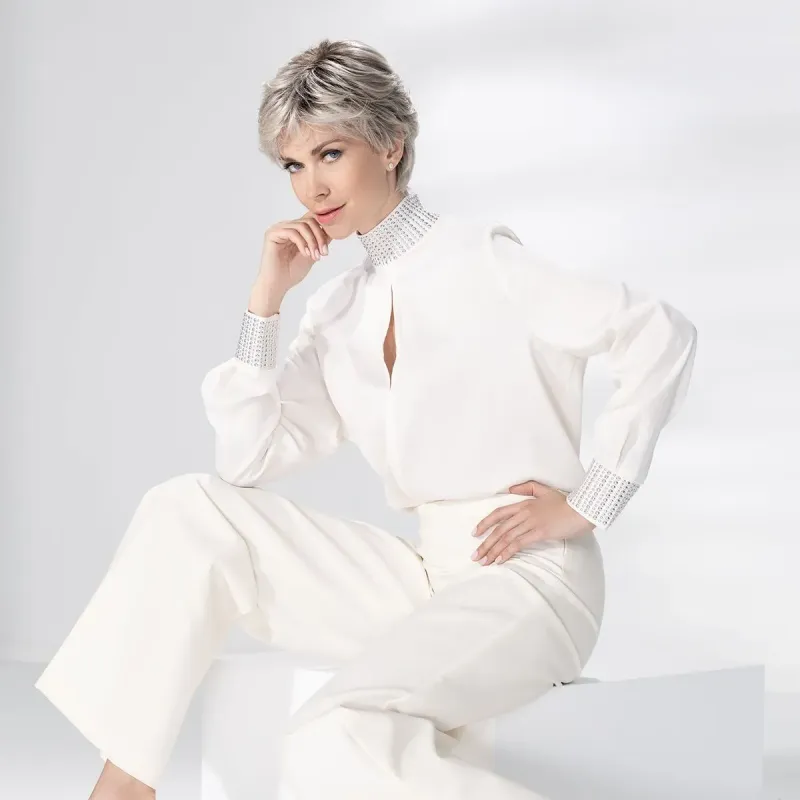 Perruque femme Posh - Coupe courte, 5 nuances blanches