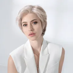 Perruque femme Satin - Coupe courte, lace front étendu