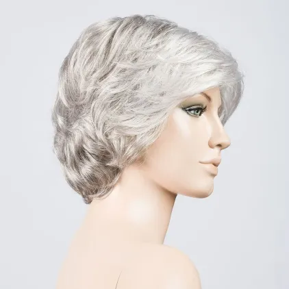 Alexis Ellen Wille – Snow MIX – vue sur tête mannequin