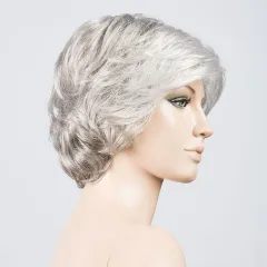 Alexis Ellen Wille – Snow MIX – vue sur tête mannequin