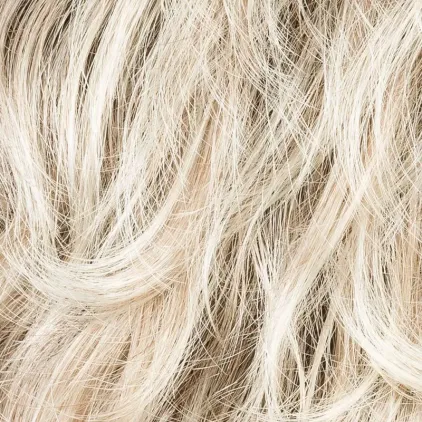 Alexis Ellen Wille – Sandyblonde ROOTED – détail de la couleur