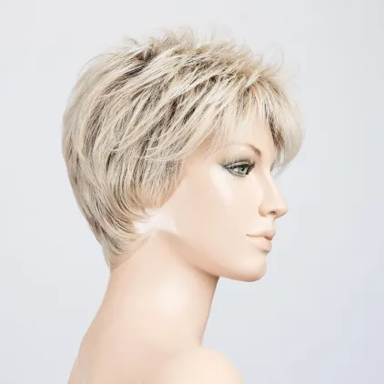 Bliss Lightchampagne ROOTED - vue sur tête mannequin