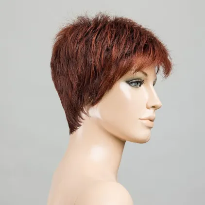 Chat Ellen Wille – Auburn ROOTED – vue sur tête mannequin