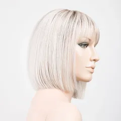 Cleo Ellen Wille – Silverblonde ROOTED – vue sur tête mannequin
