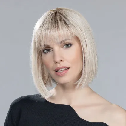 Cleo Ellen Wille – Silverblonde ROOTED – vue portée