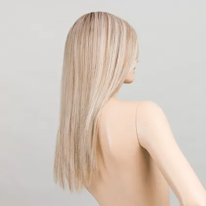 Cloud - Vue sur tête mannequin en Champagne ROOTED