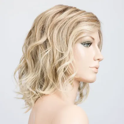 Delight Mono Part Ellen Wille – Sandyblonde ROOTED – vue sur tête mannequin