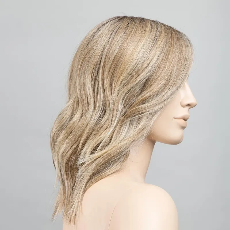 Demi Mono Ellen Wille – Sandyblonde ROOTED – vue sur tête mannequin