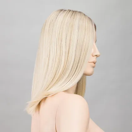 Drive Mono Part Ellen Wille – Pastelblonde ROOTED – vue sur tête mannequin