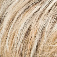 Elan Ellen Wille – Sandyblonde ROOTED – détail de la couleur