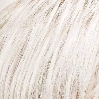 Elan Ellen Wille – Platinblonde ROOTED – détail de la couleur