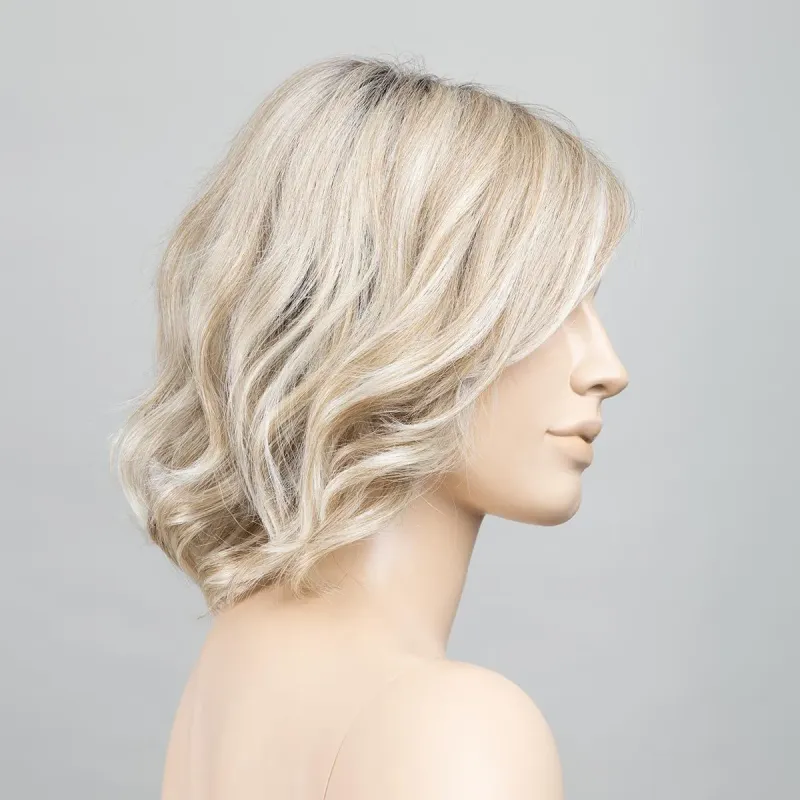 Elle Mono Ellen Wille – Pearlblonde ROOTED – vue sur tête mannequin