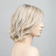 Elle Mono Ellen Wille – Pearlblonde ROOTED – vue sur tête mannequin