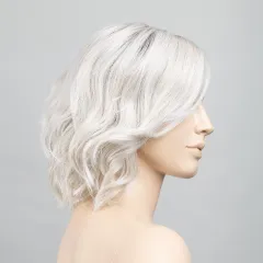 Elle Mono Ellen Wille – Silverblonde ROOTED – vue sur tête mannequin