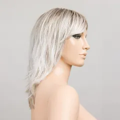 Energy Ellen Wille – Silverblonde ROOTED – vue sur tête mannequin