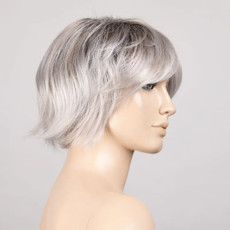 Escape Soft Ellen Wille – Silverblonde ROOTED – vue sur tête mannequin