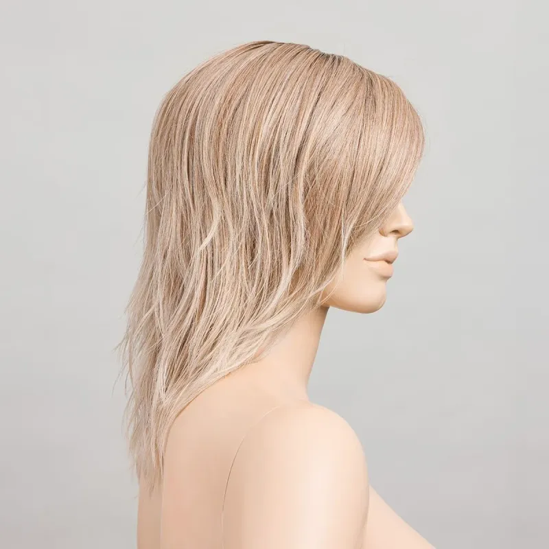 Flow Mono Part Ellen Wille – Candyblonde LIGHTED – vue sur tête mannequin