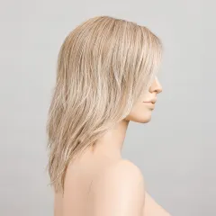 Flow Mono Part Ellen Wille – Pearlblonde ROOTED – vue sur tête mannequin