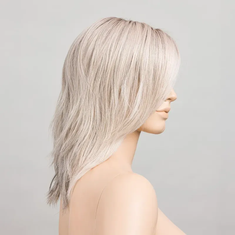 Flow Mono Part Ellen Wille – Silverblonde ROOTED – vue sur tête mannequin