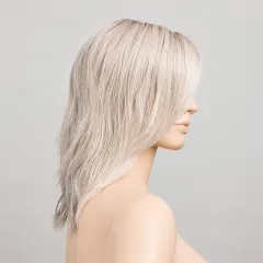 Flow Mono Part Ellen Wille – Silverblonde ROOTED – vue sur tête mannequin