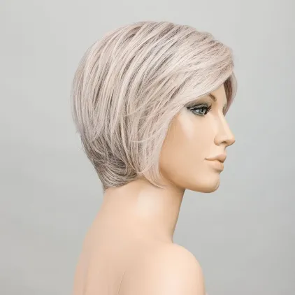 Glam Soft Ellen Wille – Silverblonde ROOTED – vue sur tête mannequin
