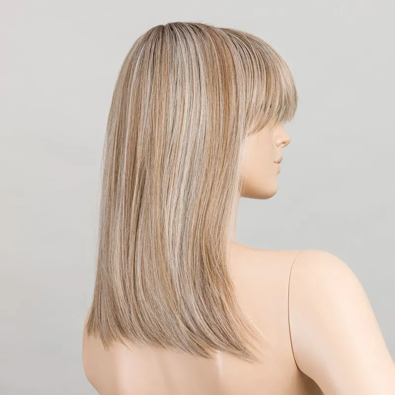 Jacky Ellen Wille – Pearlblonde ROOTED – vue sur tête mannequin