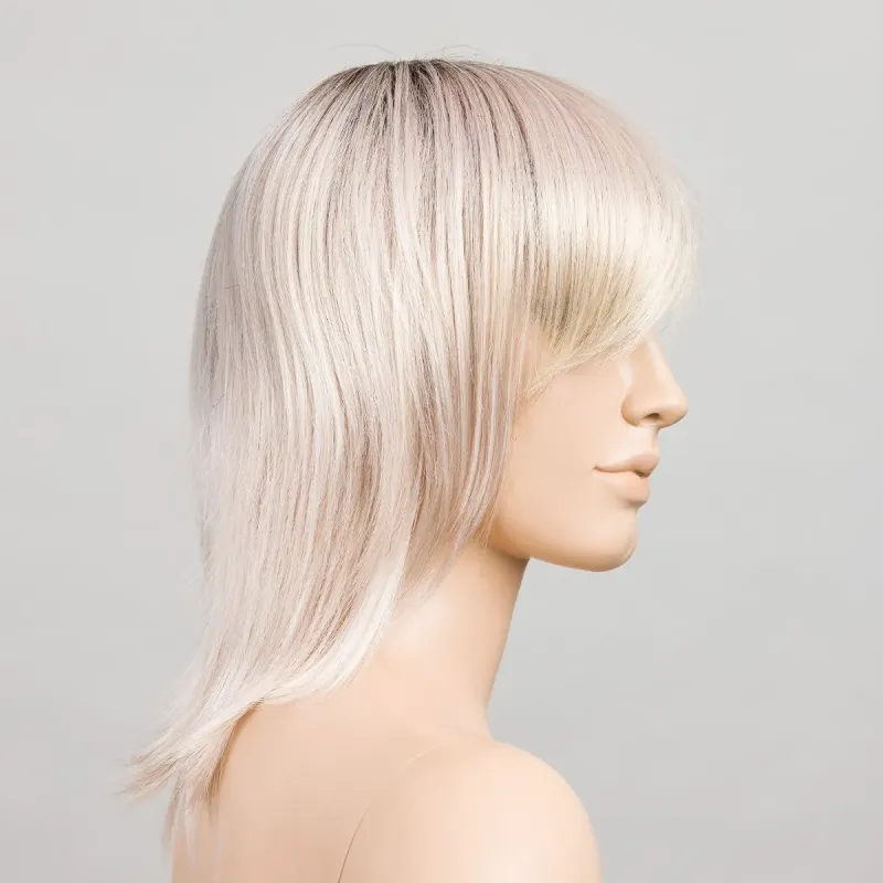Rainbow Ellen Wille – Platinblonde ROOTED – vue sur tête mannequin