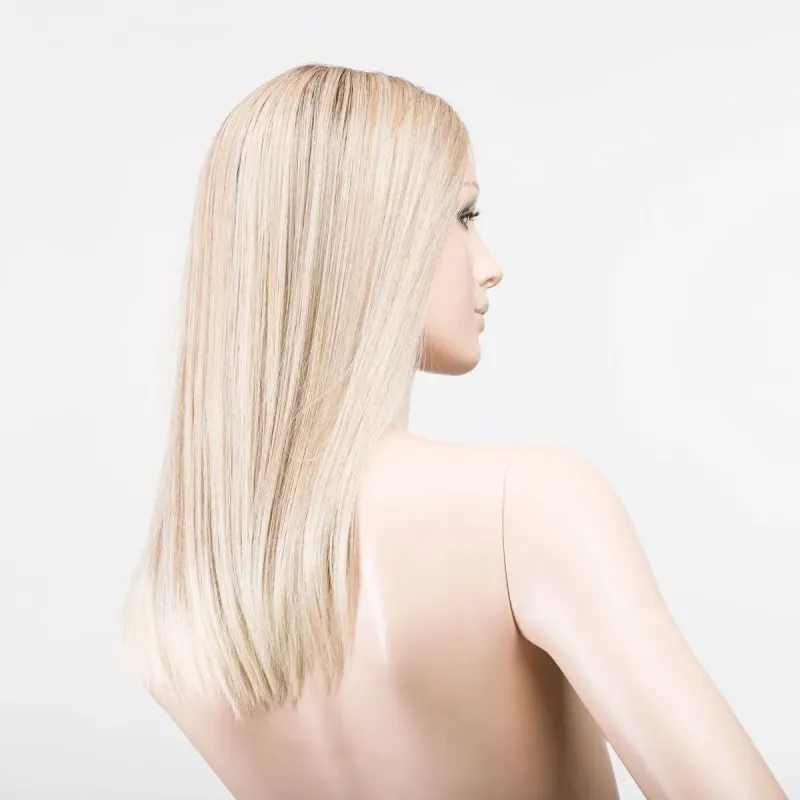 Sleek Mono Part Ellen Wille – Sandyblonde ROOTED – vue sur tête mannequin