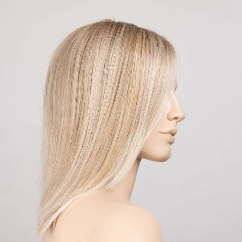 Treasure Soft Ellen Wille – Sandyblonde LIGHTED – vue sur tête mannequin