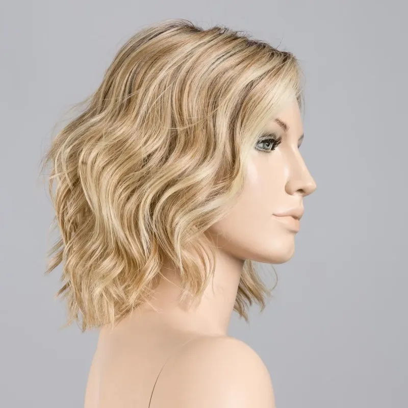 Amber Mono Part Ellen Wille – Sahara beige ROOTED – vue sur tête mannequin