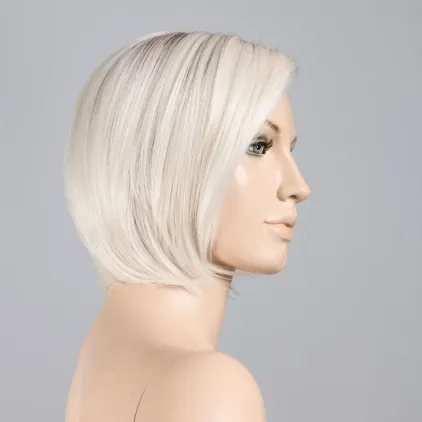 Casey Mono Part Ellen Wille – Platinblonde ROOTED – vue sur tête mannequin