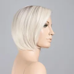 Casey Mono Part Ellen Wille – Platinblonde ROOTED – vue sur tête mannequin