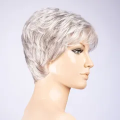 Dot Ellen Wille – Silvergrey MIX – vue sur tête mannequin