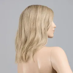 Runway Mono Part Ellen Wille – Sandyblonde ROOTED – vue sur tête mannequin
