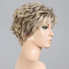 Weekend Ellen Wille – Champagne ROOTED – vue sur tête mannequin