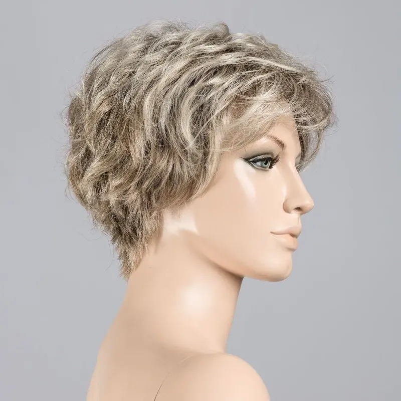 Weekend Ellen Wille – Pearlblonde ROOTED – vue sur tête mannequin