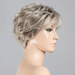 Weekend Ellen Wille – Silverblonde ROOTED – vue sur tête mannequin