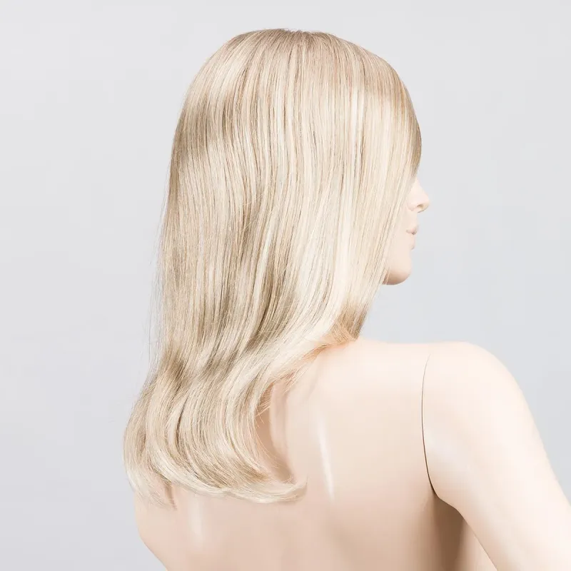 Sara Ellen Wille – Naturalblonde – vue sur tête mannequin