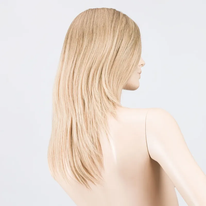 Anne Nature Ellen Wille – Naturalblonde – perruque sur mannequin dans la bonne teinte