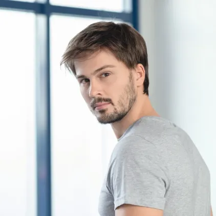 George 5 Stars Ellen Wille – M7S – photo portée du coloris exact
